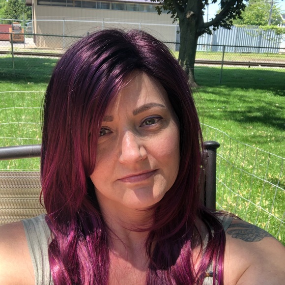 Meet your Posher, Kelli - Picture 4 of 7